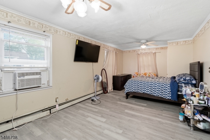33 Fairbanks Street Hillside NJ 07205