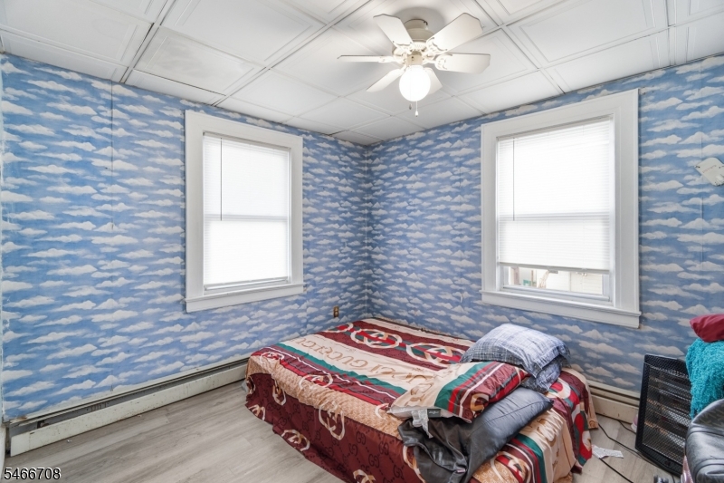33 Fairbanks Street Hillside NJ 07205