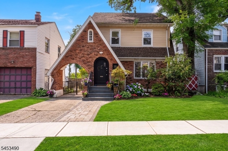 246 Bellview Terrace Hillside NJ 07205