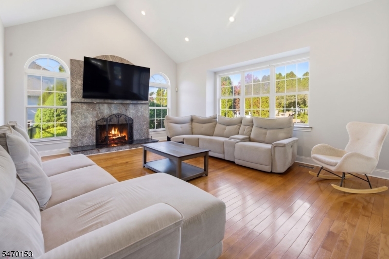 1731 Washington Valley Drive Greenwich NJ 08886