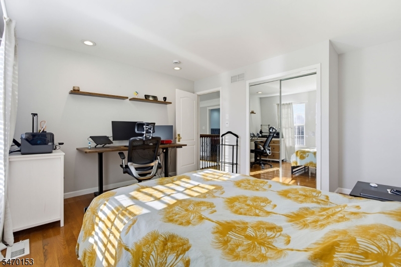 1731 Washington Valley Drive Greenwich NJ 08886