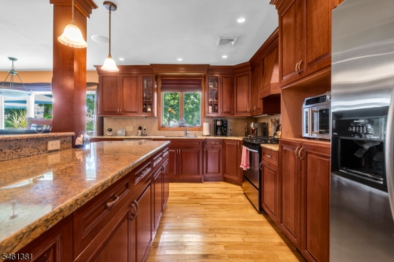114 Lopez Road Cedar Grove NJ 07009