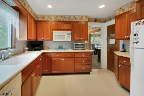 123 Reservoir Drive Boonton NJ 07005