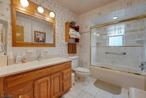 123 Reservoir Drive Boonton NJ 07005