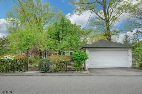 123 Reservoir Drive Boonton NJ 07005