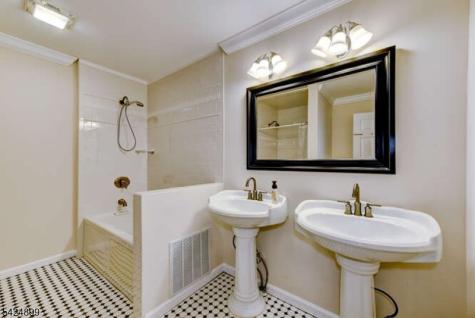 1812 Bellew Place South Plainfield NJ 07080