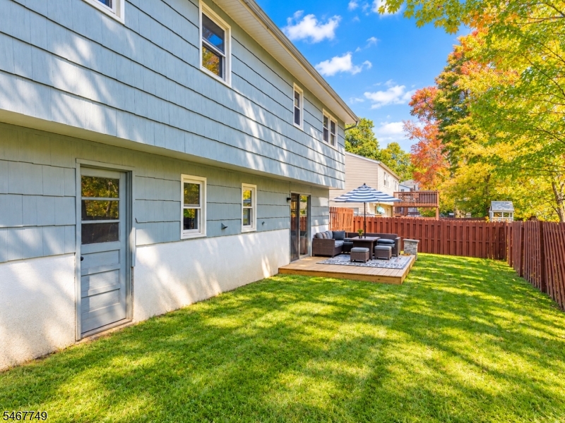 13 Adelphi Trail Hopatcong NJ 07843