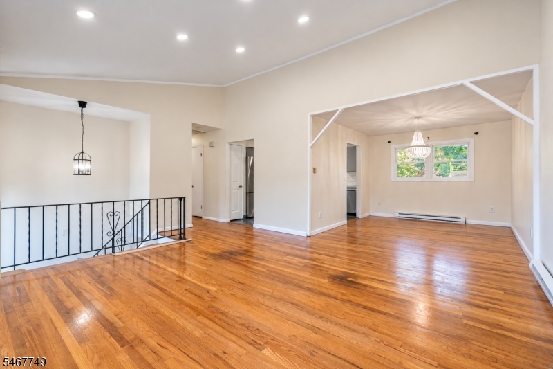 13 Adelphi Trail Hopatcong NJ 07843