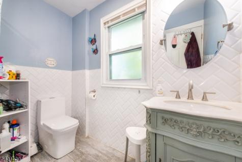 1265 Longfellow Avenue Teaneck NJ 07666