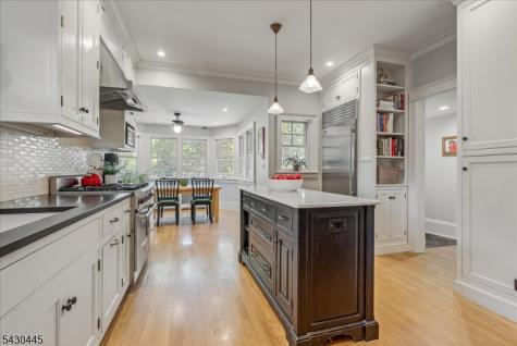 221 Christopher Street Montclair NJ 07042