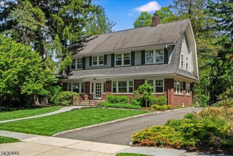 221 Christopher Street Montclair NJ 07042