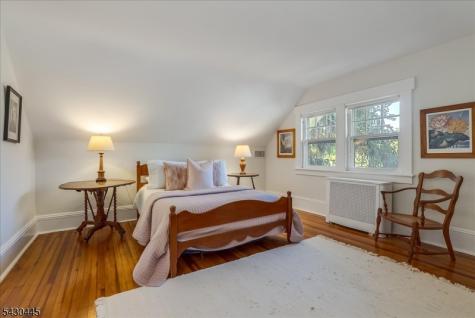 221 Christopher Street Montclair NJ 07042