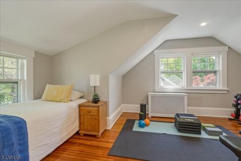 221 Christopher Street Montclair NJ 07042