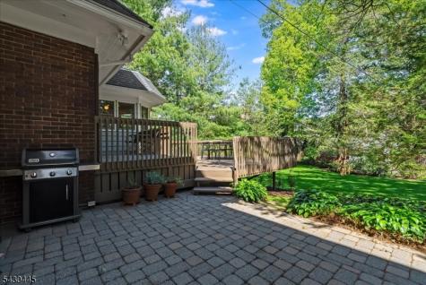221 Christopher Street Montclair NJ 07042