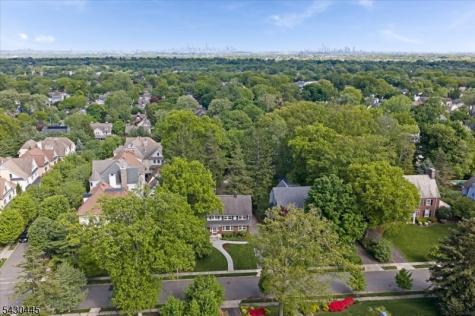 221 Christopher Street Montclair NJ 07042
