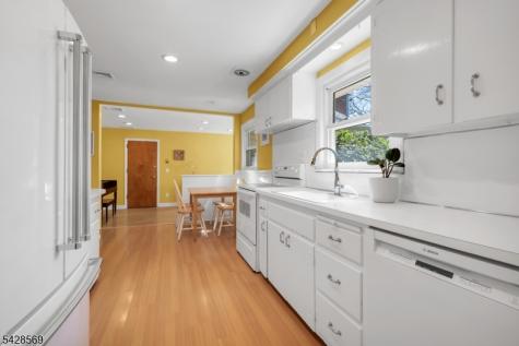 492 King George Road Bernards NJ 07920