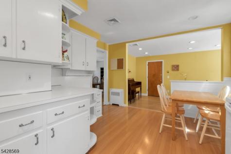 492 King George Road Bernards NJ 07920