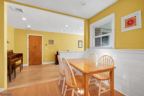 492 King George Road Bernards NJ 07920