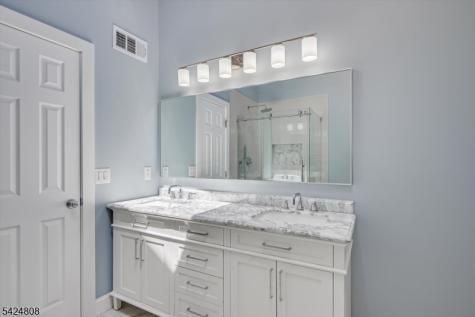 15 Barbour Place Piscataway NJ 08854