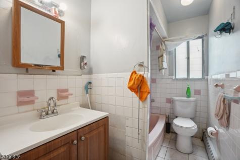 109 Dixon Avenue Paterson NJ 07501