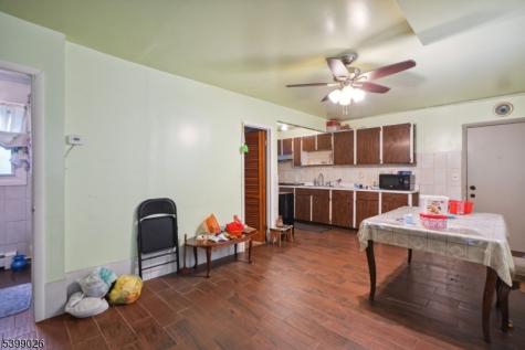 109 Dixon Avenue Paterson NJ 07501