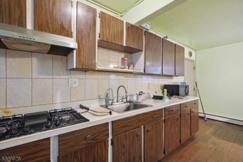 109 Dixon Avenue Paterson NJ 07501