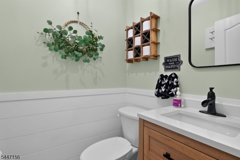 238 Sutphin Lane Hillsborough NJ 08844