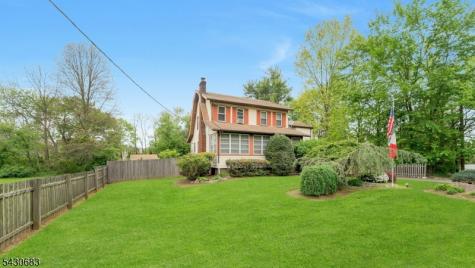 52 Passaic Avenue Livingston NJ 07039