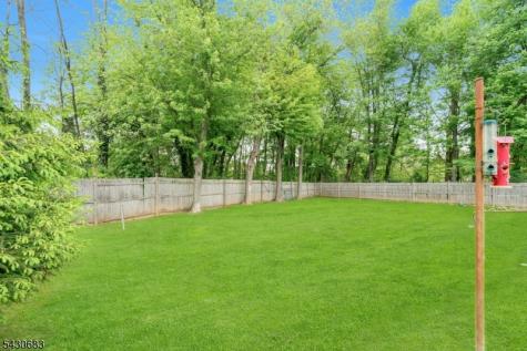 52 Passaic Avenue Livingston NJ 07039