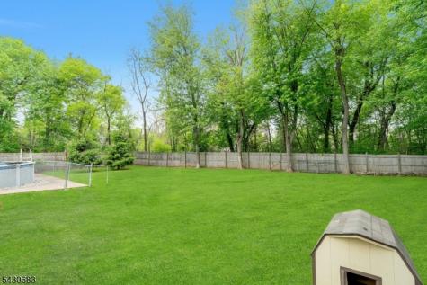 52 Passaic Avenue Livingston NJ 07039