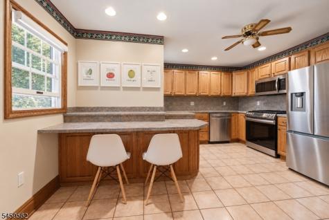 166 Bergen Avenue Ridgefield Park Village NJ 07660