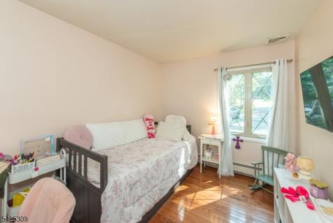 110 Unger Avenue Hopatcong NJ 07874