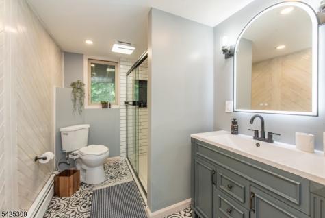 110 Unger Avenue Hopatcong NJ 07874