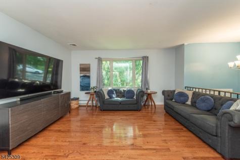 110 Unger Avenue Hopatcong NJ 07874