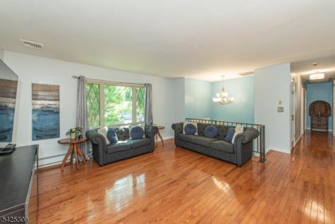 110 Unger Avenue Hopatcong NJ 07874