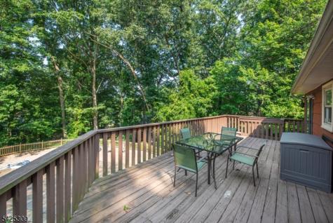 110 Unger Avenue Hopatcong NJ 07874