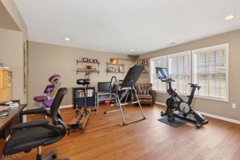 23 Schindler Court Franklin NJ 08873