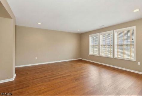 23 Schindler Court Franklin NJ 08873