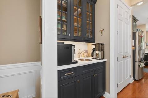 23 Schindler Court Franklin NJ 08873