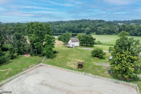 313 Union Brick Road Hope NJ 07825