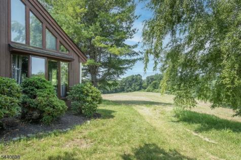 313 Union Brick Road Hope NJ 07825