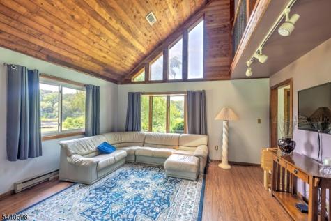 313 Union Brick Road Hope NJ 07825