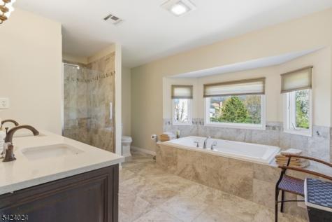 212 Fairfield Lane Hillsborough NJ 08844