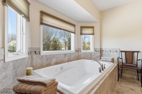 212 Fairfield Lane Hillsborough NJ 08844