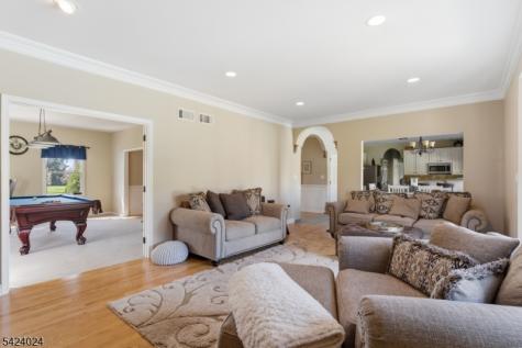 212 Fairfield Lane Hillsborough NJ 08844