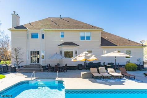212 Fairfield Lane Hillsborough NJ 08844