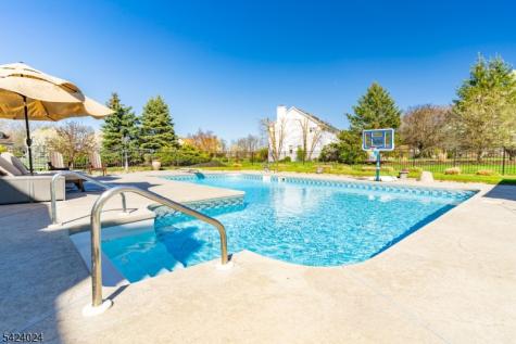 212 Fairfield Lane Hillsborough NJ 08844