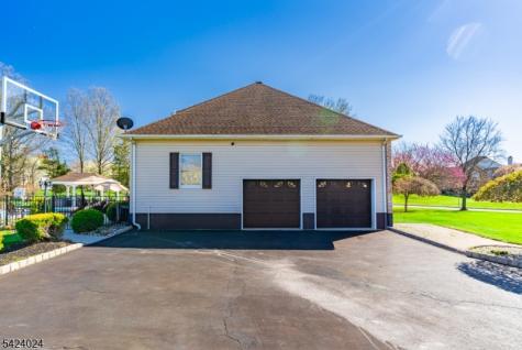 212 Fairfield Lane Hillsborough NJ 08844