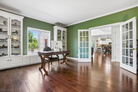 6 Proprietor Lane Readington NJ 08889