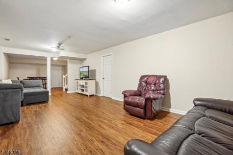 6 Proprietor Lane Readington NJ 08889